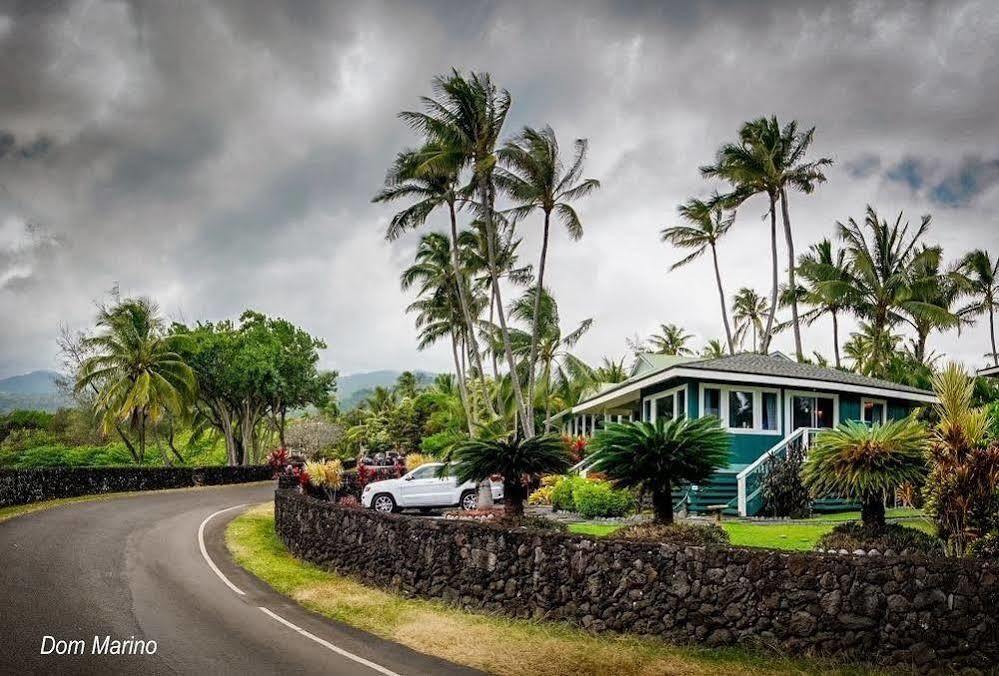 Hana Oceanfront Cottages Exterior photo